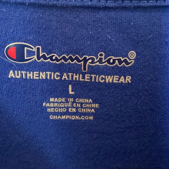 Champion blue tshirt - Picture 4 of 4